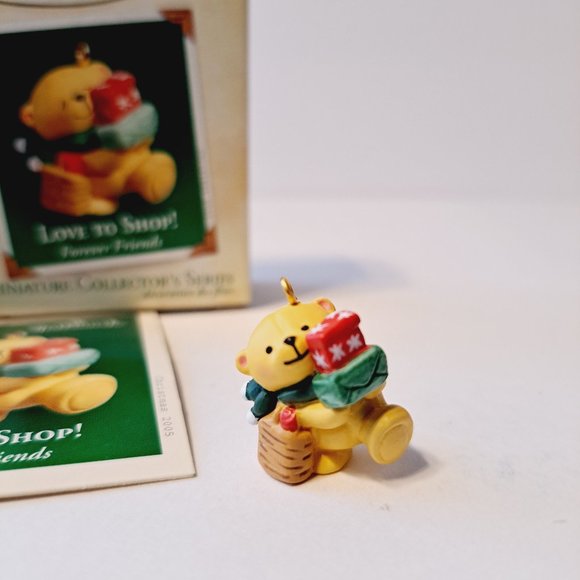 Hallmark Miniature Christmas ornament Forever Friends teddy bear Love to Shop - Picture 3 of 6